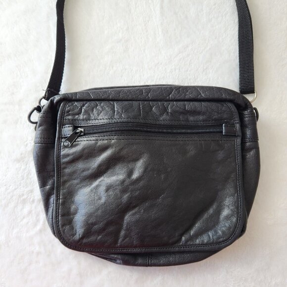 Wilsons Leather Handbags - Vintage Wilsons Leather Convertible Purse Black Crossbody Fanny Belt Bag 90s Y2K